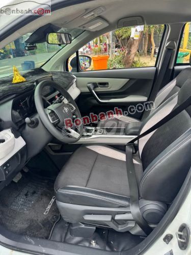 Toyota Veloz Cross Top 1.5 CVT 2024. Mua bán Ô tô tại Thành phố Châu Đốc An Giang được đăng bởi Tính Nguyễn hình 3