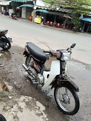 CẦN BÁN ĐR ÊM RU MỚI KENG. Mua bán Xe máy tại Quận Liên Chiểu Đà Nẵng được đăng bởi Bụi Quốc