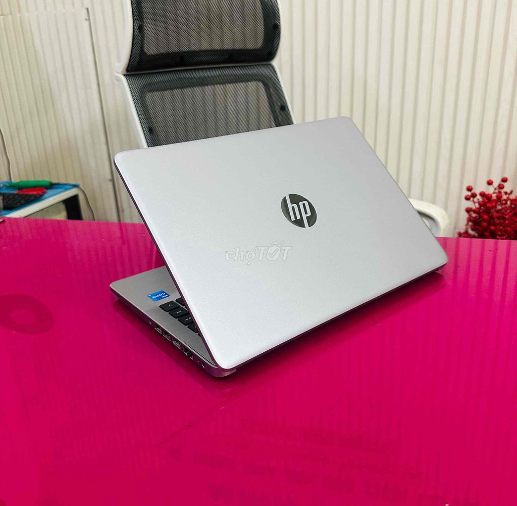 HP Pavilion 240 G8 i5-1135G7 14 "FHD 8GB/256GB. Mua bán Laptop tại Quận Gò Vấp Tp Hồ Chí Minh được đăng bởi Mr Duong hình 1