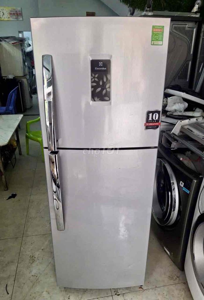 Thanh lý tủ lạnh Electrolux 225L chạy tốt có BH. Mua bán Tủ lạnh tại Quận 7 Tp Hồ Chí Minh được đăng bởi Quí Vũ Official hình 1