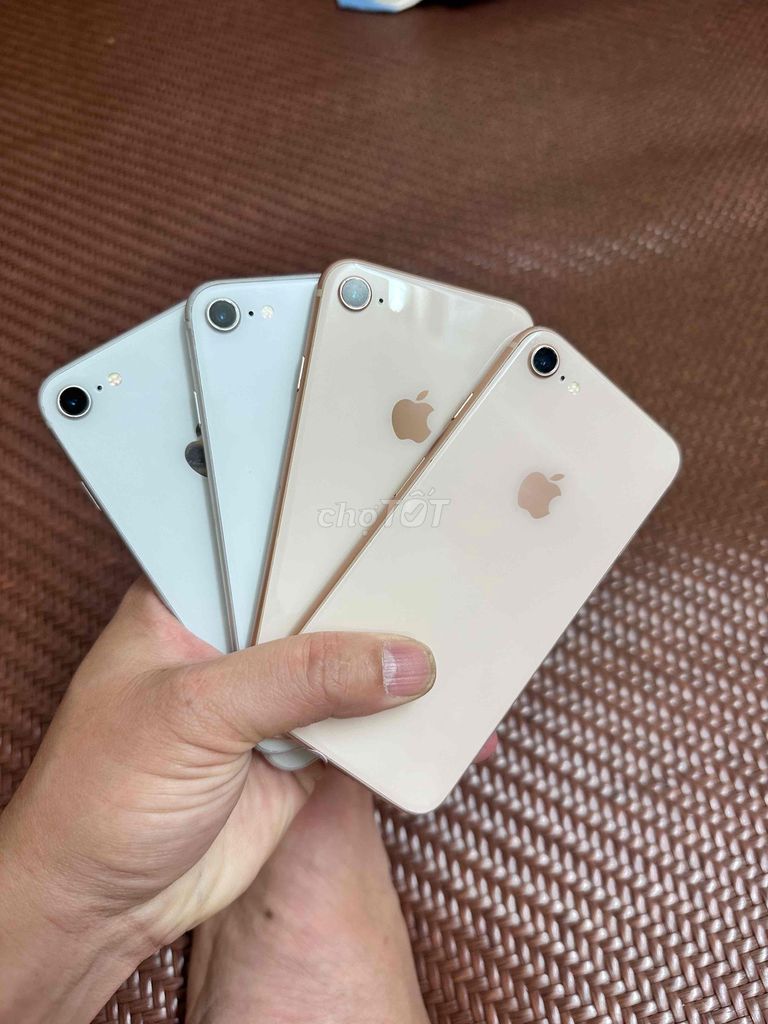 iPhone 8G QT 64GB Vàng Đã qua sử dụng. Mua bán Điện thoại tại Quận Hà Đông Hà Nội được đăng bởi Jely Bean hình 1