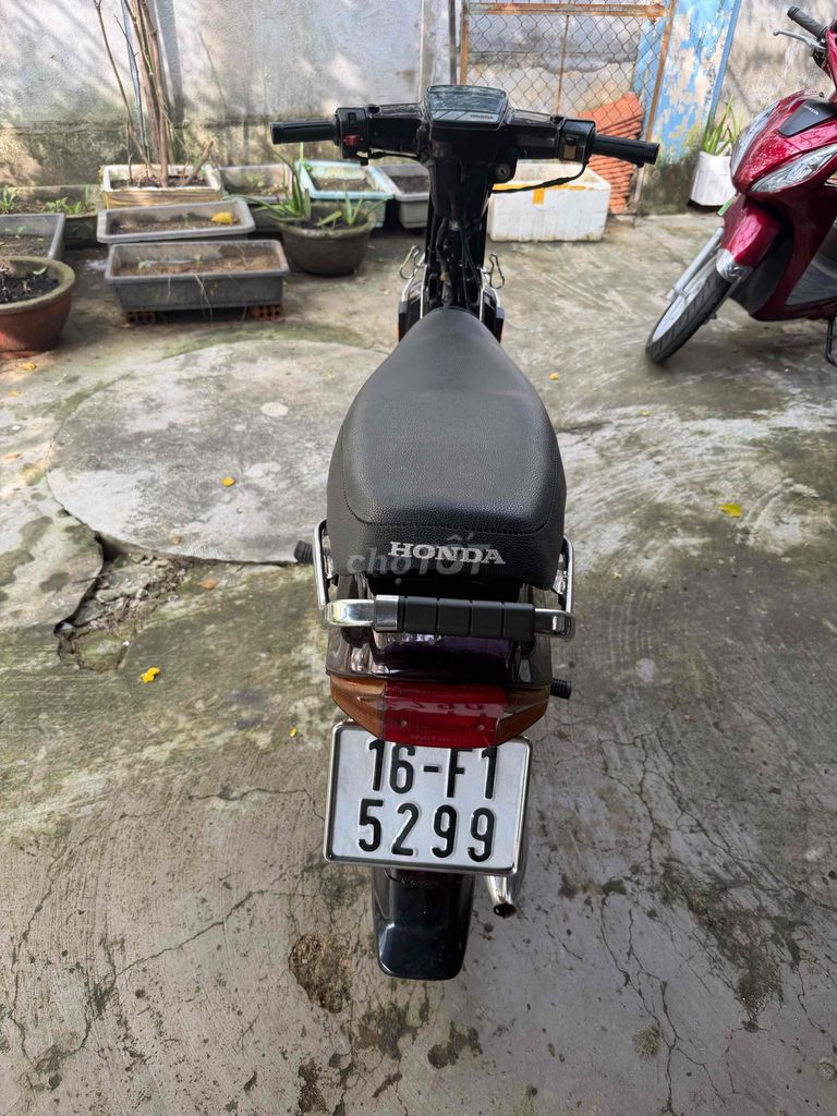 Honda Dream Thái Tân Trang Mới Từ Trong Ra Ngoài. Mua bán Xe máy tại Quận Đồ Sơn Hải Phòng được đăng bởi Hien hình 4