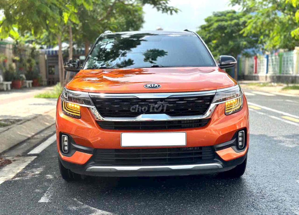 Kia Seltos 2021 1.4 DCT Premium. 54000 km.xe lướt