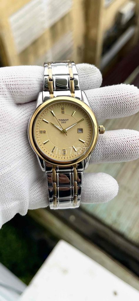 Đồng hồ pin tissot. size 40mm.