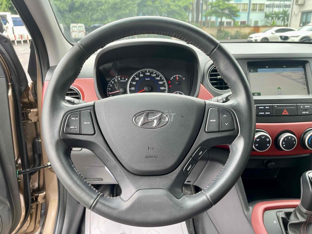 Hyundai Grand i10 2021 Nâu Tự động 50000km