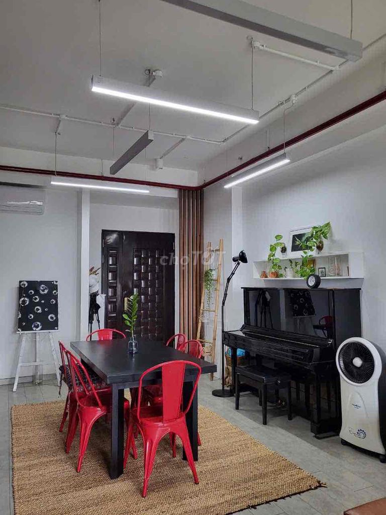 Chính chủ cần bán căn chung cư 3pn 2wc full nt tại Dockland city