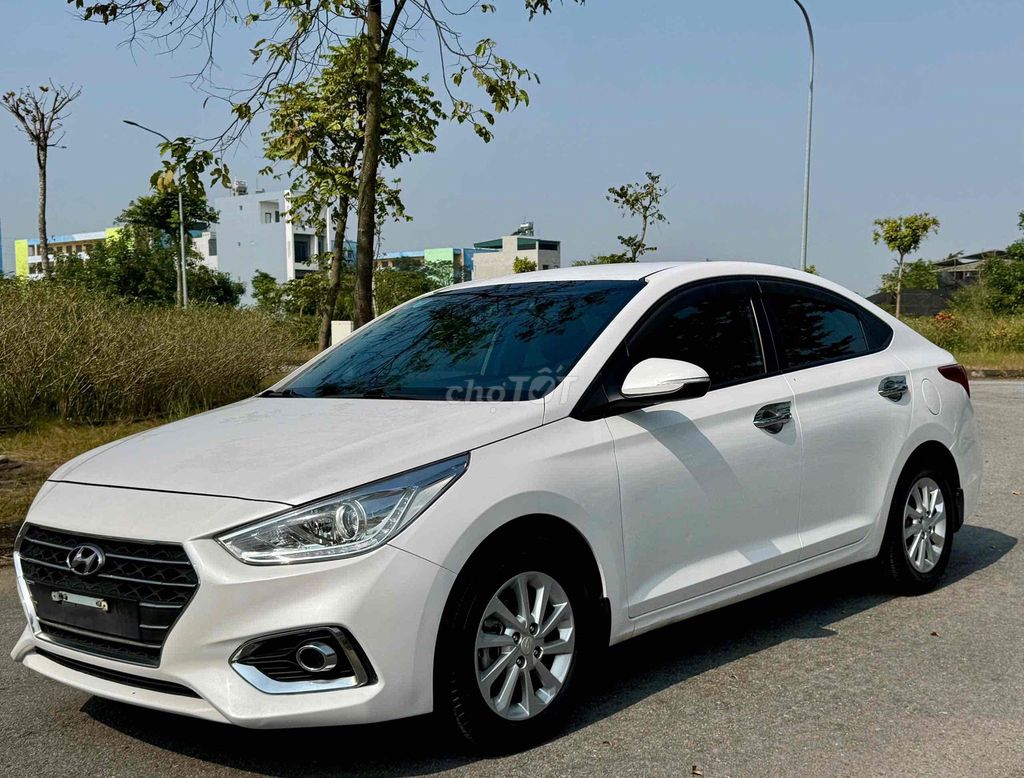 Hyundai Accent 2020. 1.4 MT 70000. Mua bán Ô tô tại Huyện Gia Lộc Hải Dương được đăng bởi Nhất Tín Ô Tô Hải Dương hình 3