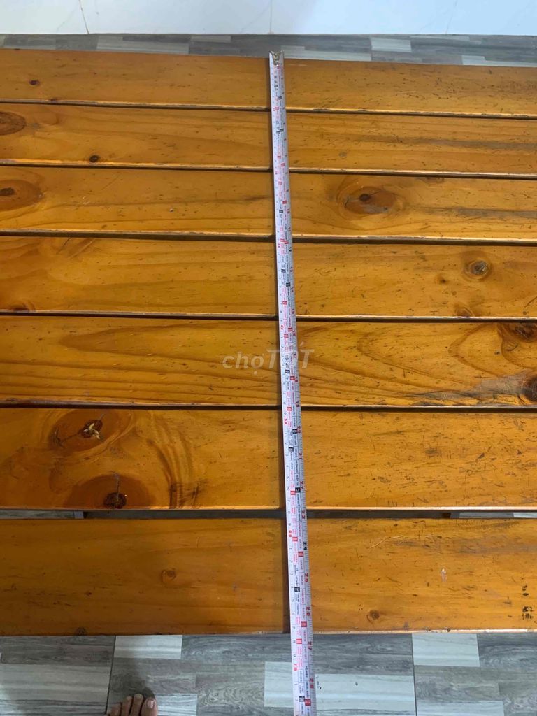 Thanh lý 08 bộ bàn ghế gỗ thông chân sắt 900k/1bộ