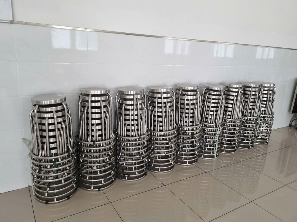 Bàn, ghế Inox đã qua sử dụng cần thanh lý. Mua bán Bàn ghế tại Thị xã Tân Uyên Bình Dương được đăng bởi Huy Duc Nguyen hình 1