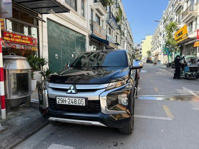 Mitsubishi Triton 2019 AT Mivec Premium - 80000 km. Mua bán Ô tô tại Huyện Gia Lâm Hà Nội được đăng bởi Hiếu Pham