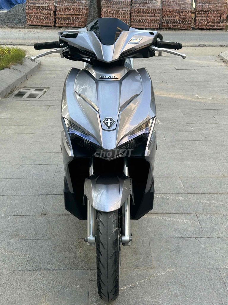 Honda Air Blade 2019 Xám. Mua bán Xe máy tại Quận Nam Từ Liêm Hà Nội được đăng bởi Xe Máy Đức Dũng hình 2