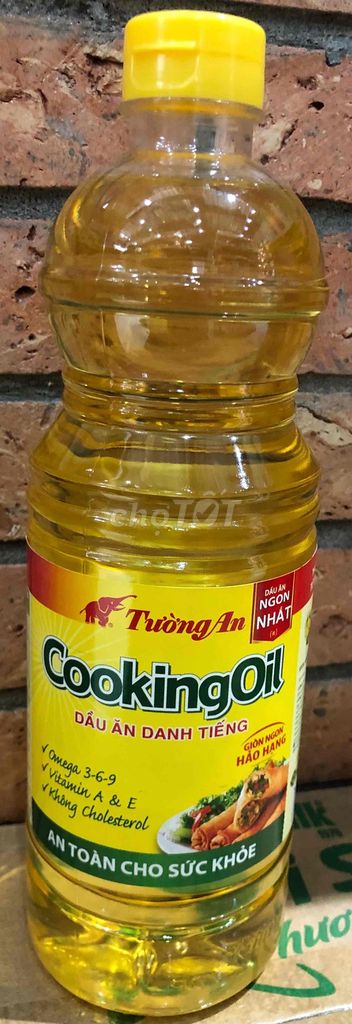 Dầu ăn Tường An 1 lít. Mua bán Đồ ăn, thực phẩm và các loại khác tại Quận 7 Tp Hồ Chí Minh được đăng bởi Ann Lê hình 1