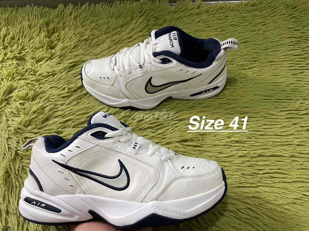 giày Nike Air Monarch - size 41