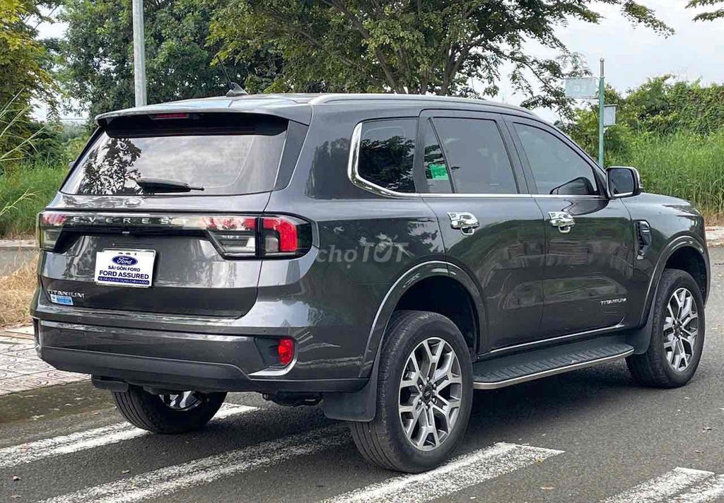 Ford Everest 2022 с пробегом, официальный