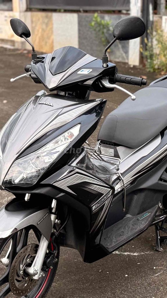 [SIÊU PHẨM]👉 Air Blade 125i MẮT CÚ✨22.500km✨ĐẸP95%. Mua bán Xe máy tại Quận Bình Tân Tp Hồ Chí Minh được đăng bởi BÙI TIẾN DŨNG hình 3