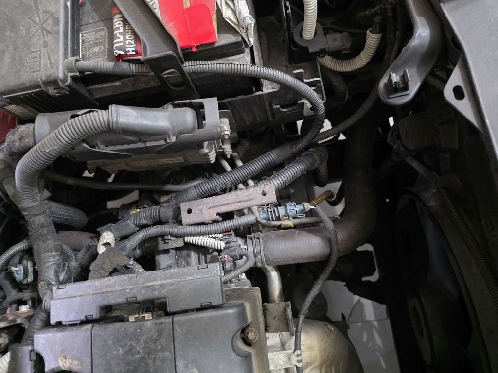 2014 LTZ (2014) - 170 km. Mua bán Ô tô tại Quận Tân Phú Tp Hồ Chí Minh được đăng bởi Pham ba hoan hình 2