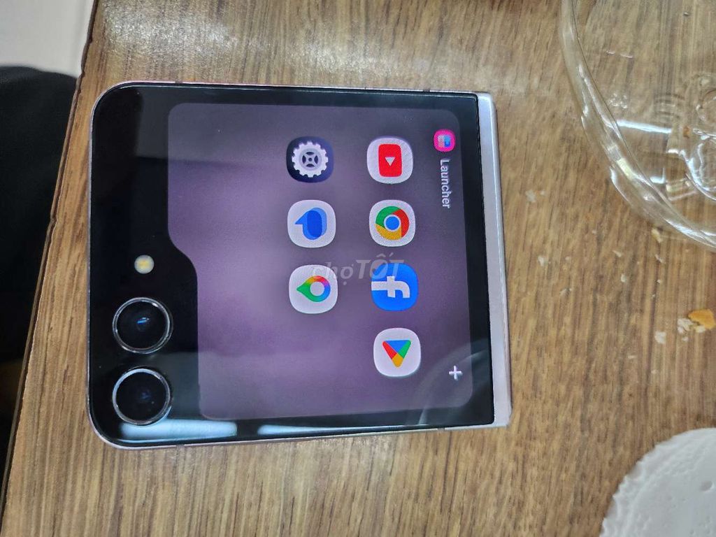 Samsung Z Flip 5 512GB Đã qua sử dụng. Mua bán Điện thoại tại Quận Tân Phú Tp Hồ Chí Minh được đăng bởi mai dang hình 1