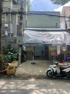 Аренда · 2 комн. · 90 м² · Quận 6, ул. Đường An Dương Vương