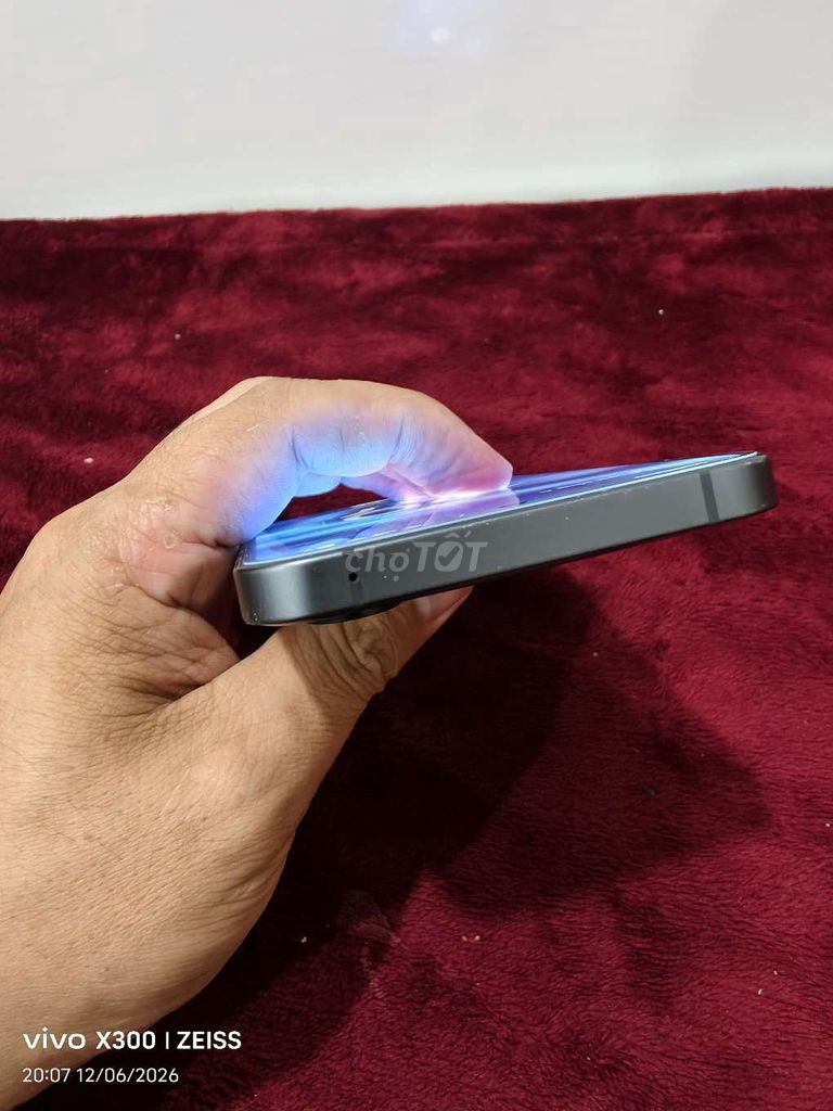 Nothing Phone 2 Xám 98%. Mua bán Điện thoại tại Quận 12 Tp Hồ Chí Minh được đăng bởi Bống Thúi hình 1