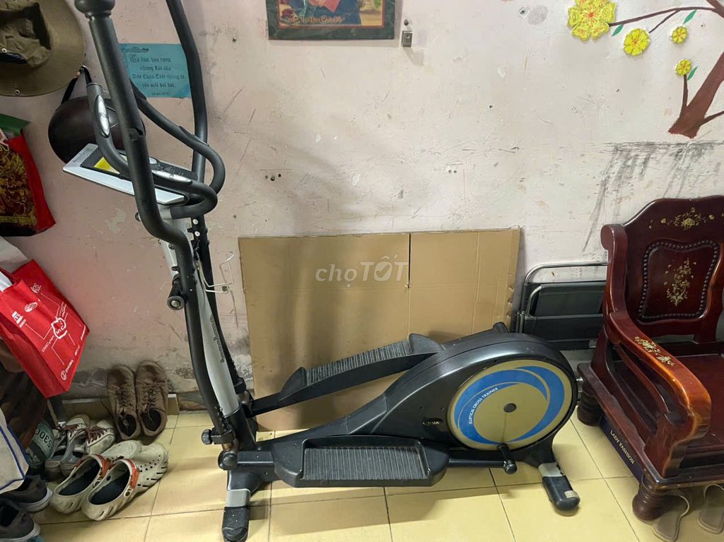 Máy tập thể dục Takasima Magnatec Đen, Xám