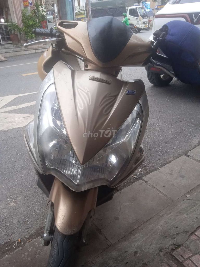 Cần bán xe ga đẹp Honda Airblade nguyên bản. Mua bán Xe máy tại Huyện Thuỷ Nguyên Hải Phòng được đăng bởi Bui khac dung  hình 4