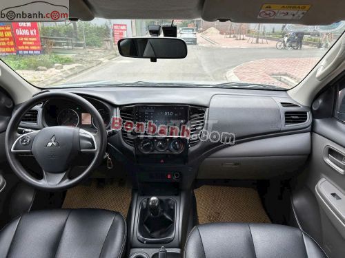 Mitsubishi Triton 4x4 AT Mivec 2019. Mua bán Ô tô tại Quận 1 Tp Hồ Chí Minh được đăng bởi triệu hình 4