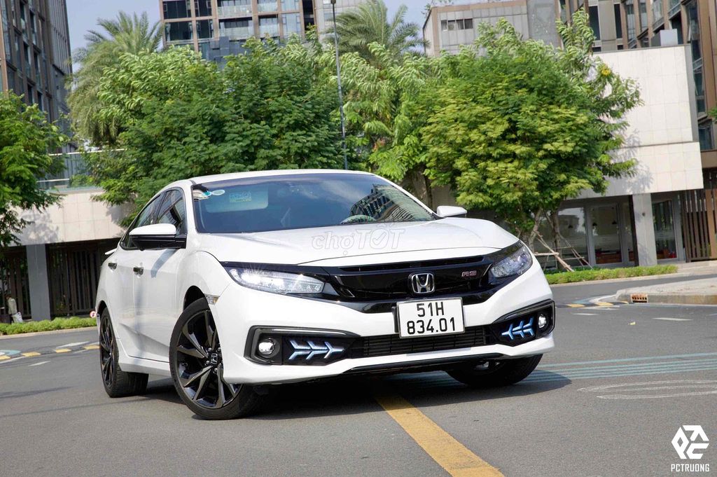 CIVIC RS 2021 LÊN 80TR ĐỒ CHƠI, 30.000KM CỰC LƯỚT