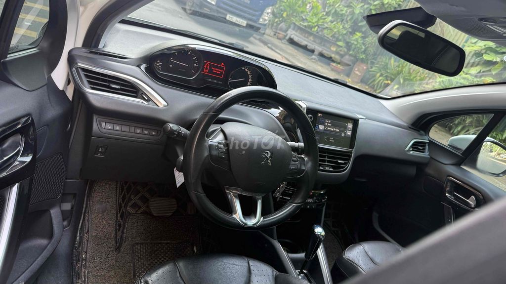Peugeot 208 2015 1.6L AT - 85632 km. Mua bán Ô tô tại Huyện Đông Anh Hà Nội được đăng bởi thành hải mua bán điện thoại cũ hình 16