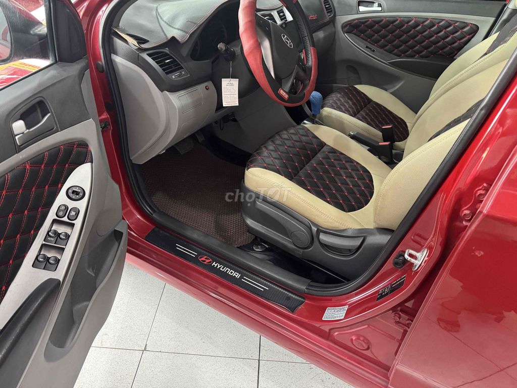 Hyundai Accent 2014 1.4 AT Hatchback - 910123 km. Mua bán Ô tô tại Quận Bình Thuỷ Cần Thơ được đăng bởi Phi hình 10