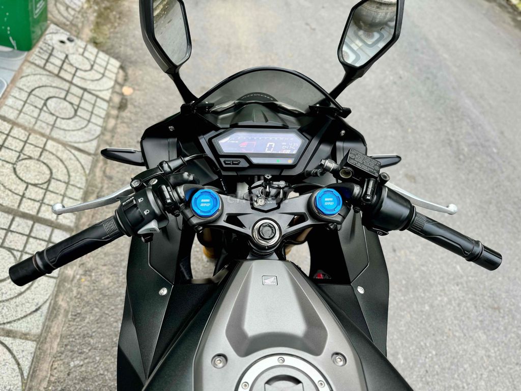 Bán CBR150R ABS special edition 2023 chính chủ. Mua bán Xe máy tại Quận 12 Tp Hồ Chí Minh được đăng bởi Thiên Tài hình 8