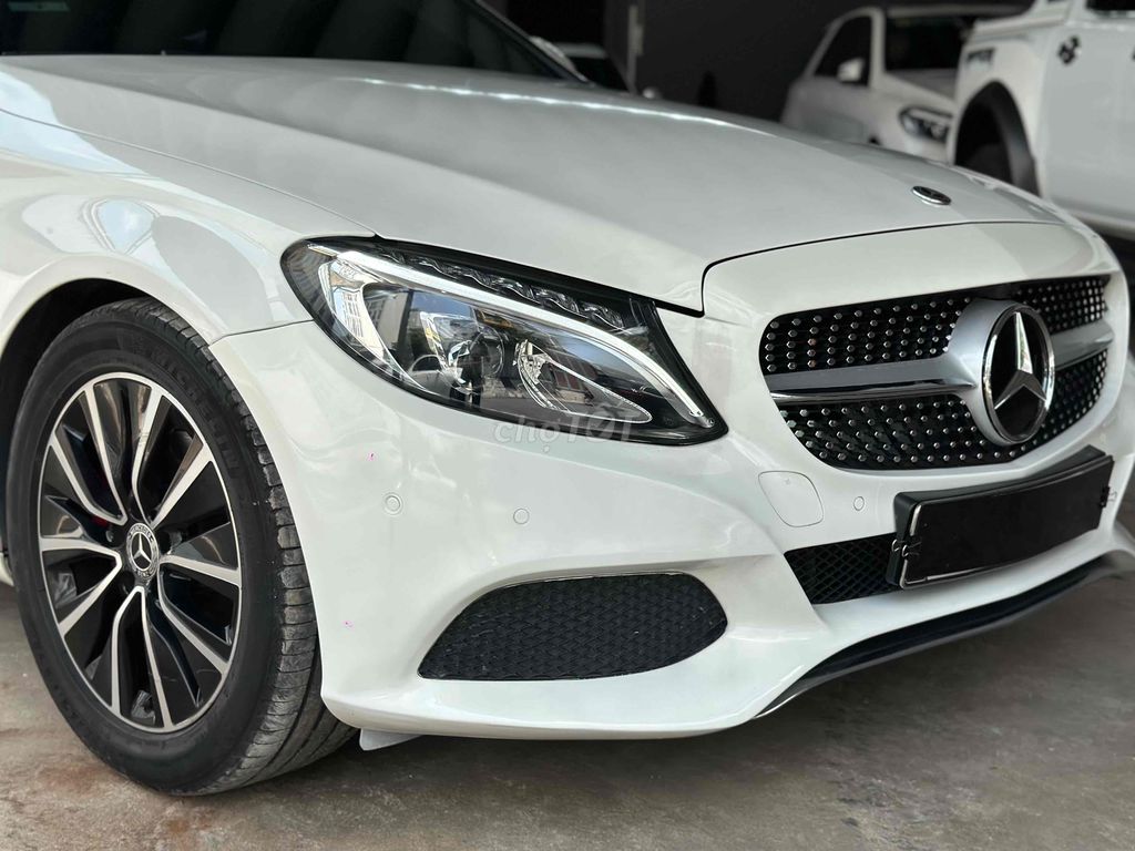 Mercedes Benz C Class 2018 C200 - 70000 km. Mua bán Ô tô tại Quận 7 Tp Hồ Chí Minh được đăng bởi Thông Sport  hình 13