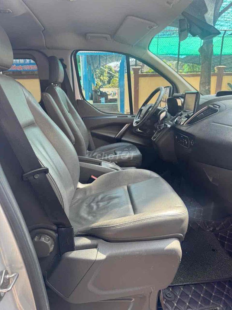 TOURNEO TITANIUM 2020 XE HÃNG-CHẤT ĐẸP-GIÁ HỢP LÝ. Mua bán Ô tô tại Quận 10 Tp Hồ Chí Minh được đăng bởi Duy Tô Sài Gòn Ford hình 6