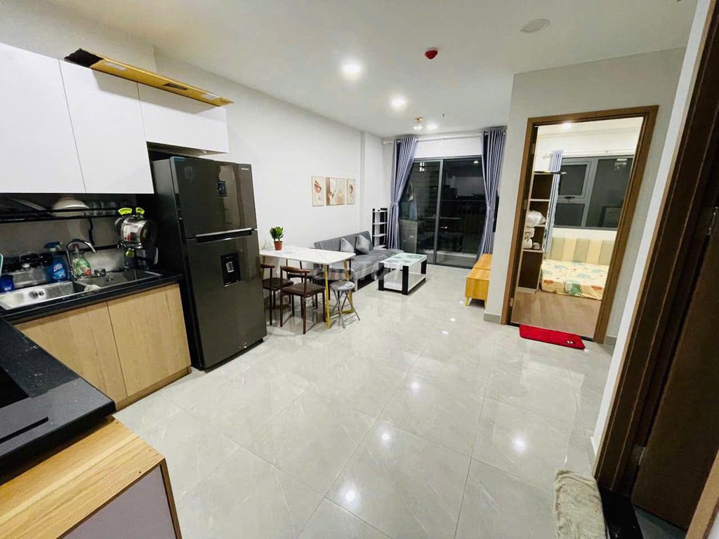 Căn hộ 56m2 tầng trung view hồ bơi dự án Eastgate cần bán