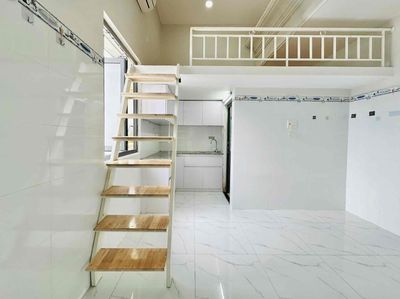 Cho Thuê Phòng Gác Cửa Sổ Trời Full Nội Thất Gần ĐH Công Thương - AEON
