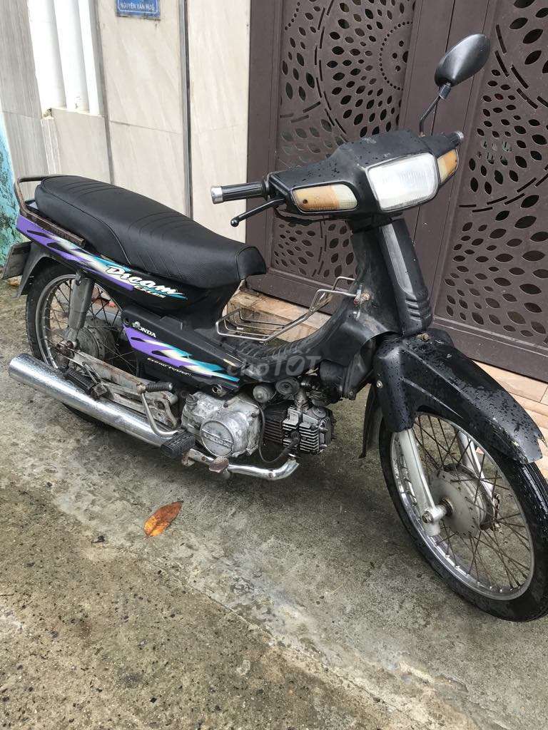 Honda Dream чёрный, мотоцикл с коробкой передач