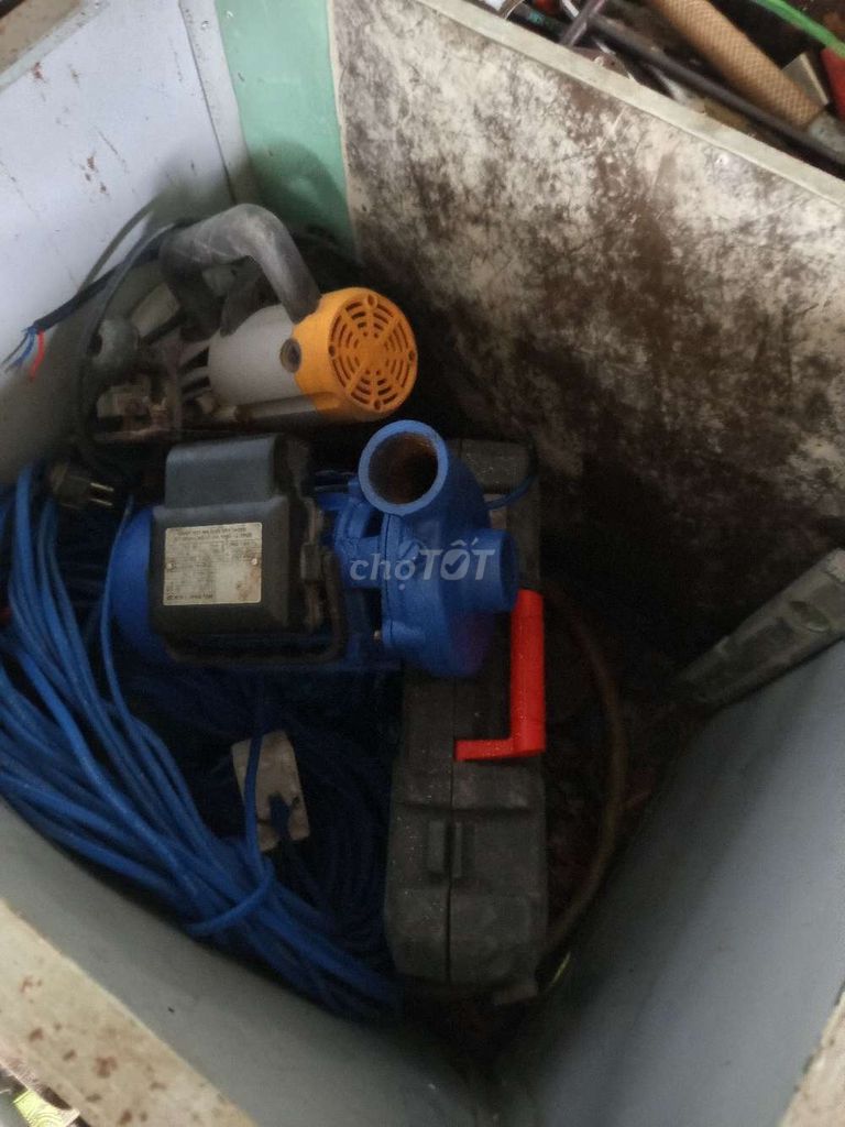 Máy bơm nước màu Xanh, cam đã qua sử dụng. Mua bán Đồ dùng văn phòng tại Quận Cái Răng Cần Thơ được đăng bởi Phụng hình 1