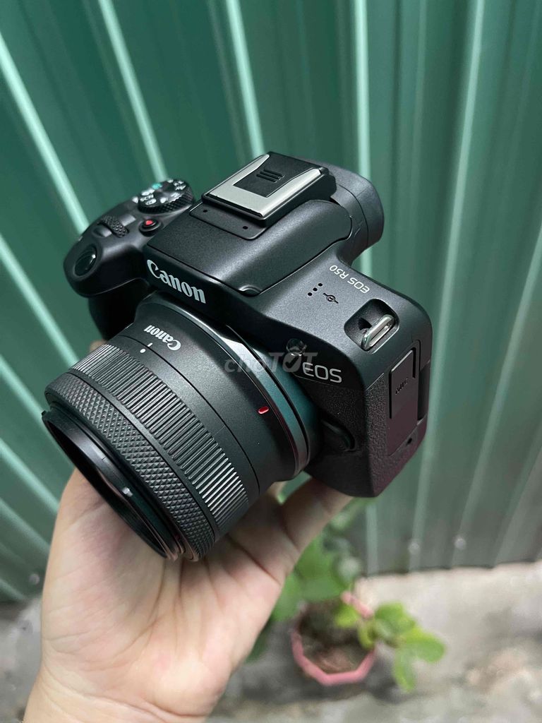Máy ảnh Canon R50 18-45mm Đen. Mua bán Máy ảnh, Máy quay tại Quận Liên Chiểu Đà Nẵng được đăng bởi Hồ Thị Cúc hình 1