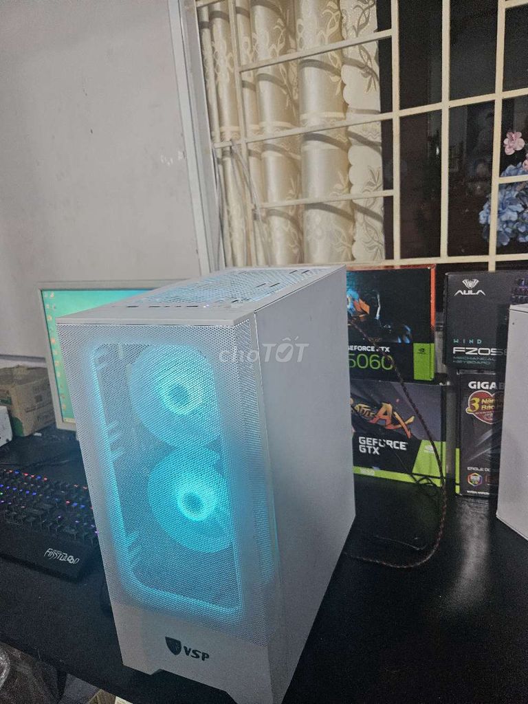 Thanh lý pc gaming thu khách. Mua bán Máy tính để bàn tại Thành phố Rạch Giá Kiên Giang được đăng bởi TAK hình 1