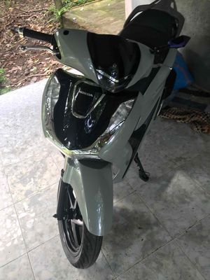 Shark Up SH - chạy im như điện. Mua bán Xe máy tại Huyện Long Phú Sóc Trăng được đăng bởi Đạt Nguyễn 