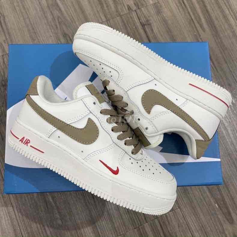Giày thể thao Nike Air Force 1 Trắng Nâu Đỏ. Mua bán Giày dép tại Quận Dương Kinh Hải Phòng được đăng bởi Trần Thị Liên hình 1