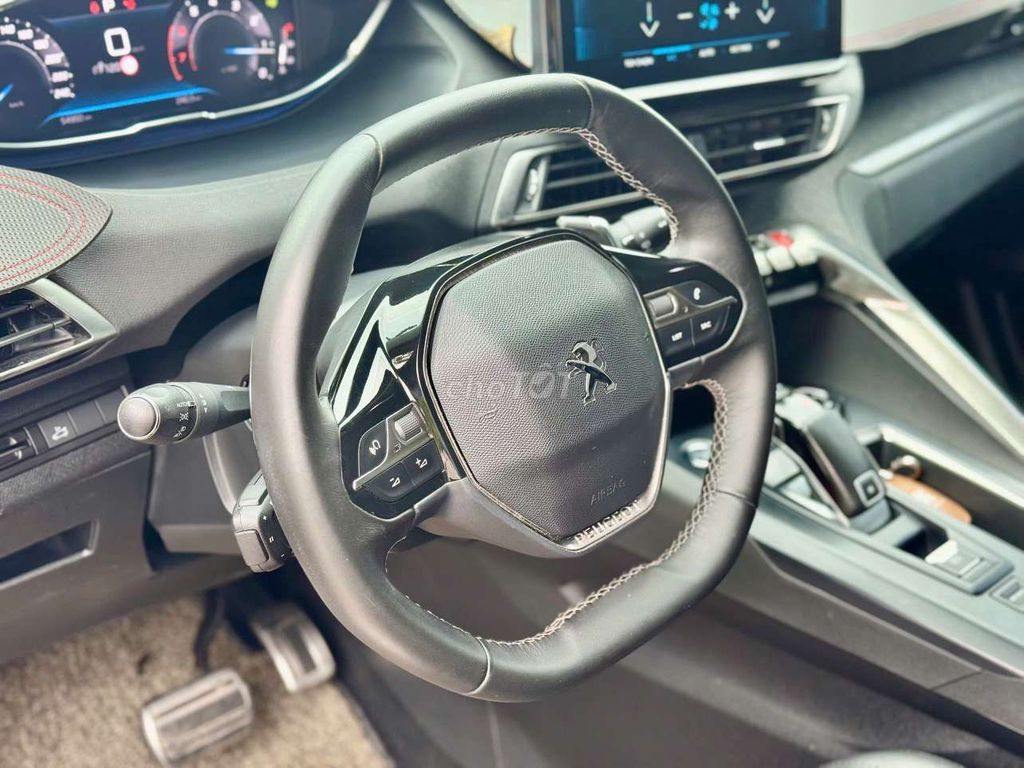 Peugeot 3008 2021 form 2022 Allure 1.6 turbo đẹp. Mua bán Ô tô tại Quận Long Biên Hà Nội được đăng bởi LÊ HỒNG SƠN hình 4