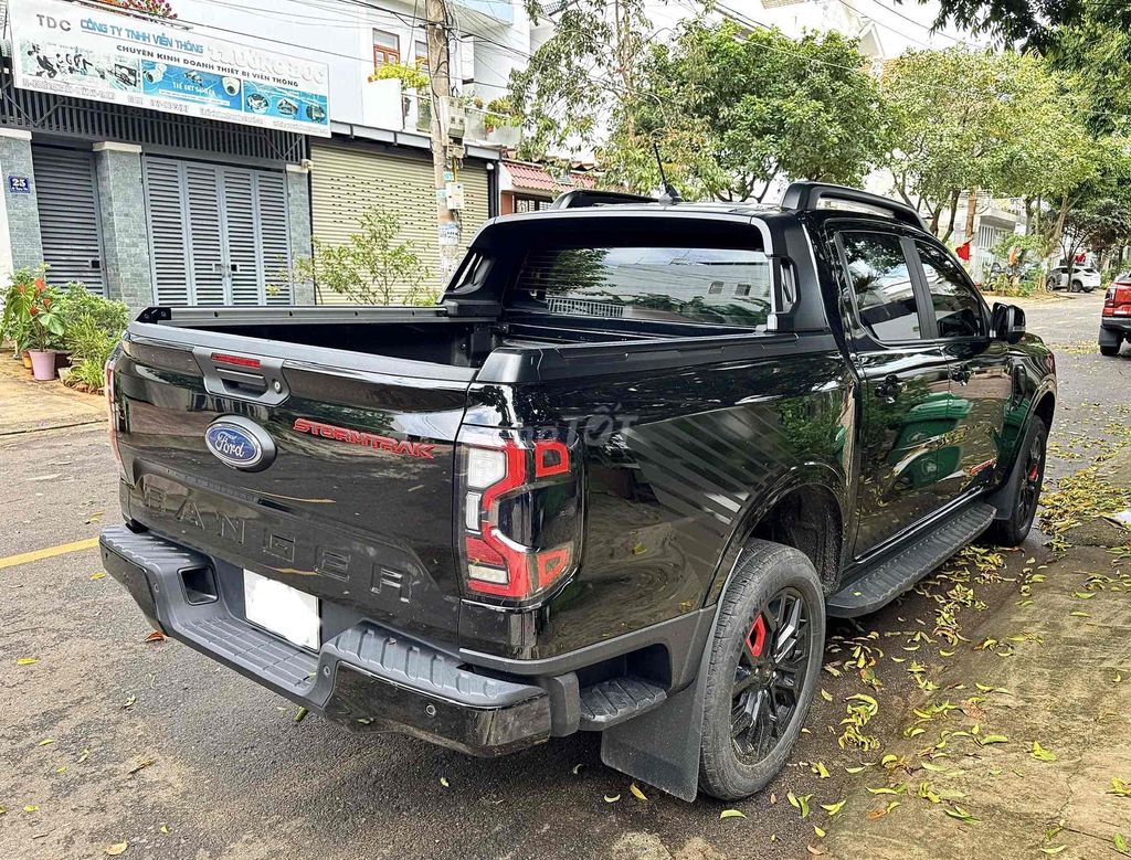 Ford Stormtrak 2025 4x4 Đen 16.000km. Mua bán Ô tô tại Quận 12 Tp Hồ Chí Minh được đăng bởi Toàn Thắng Xe Ford  hình 6