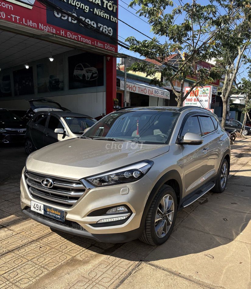 Hyundai Tucson 2018 2.0 ATH - 61000 km. Mua bán Ô tô tại Huyện Đức Trọng Lâm Đồng được đăng bởi Nguyễn Hữu Dự hình 2