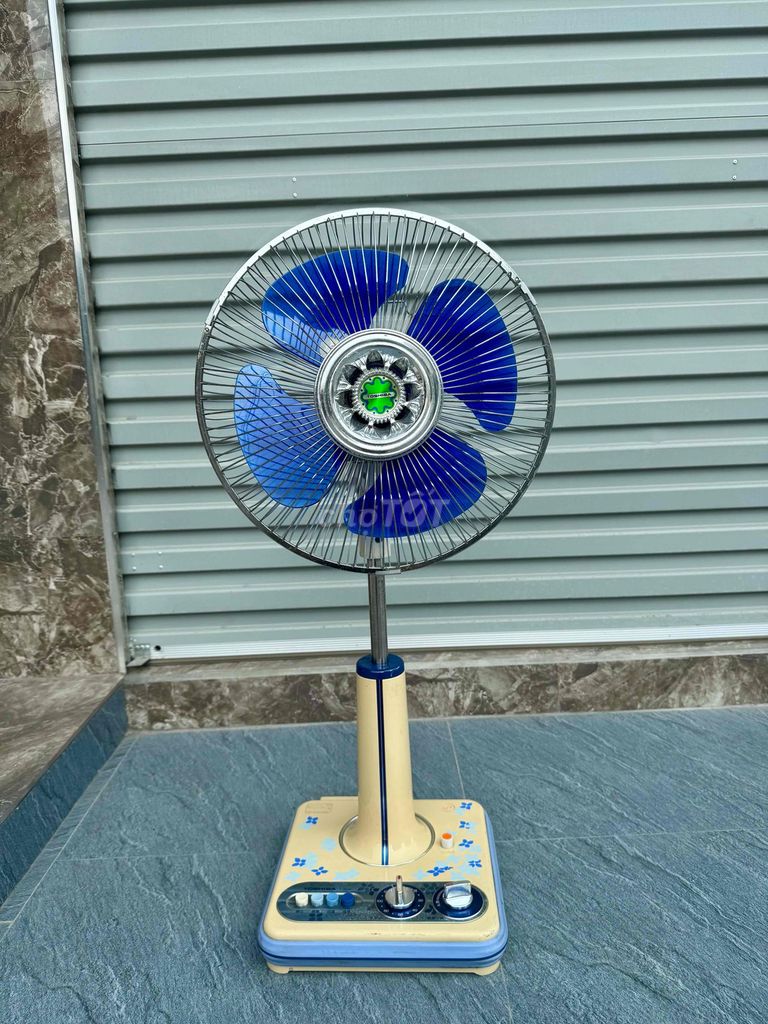 Quạt điện Toshiba Vintage. Mua bán Quạt tại Quận Kiến An Hải Phòng được đăng bởi Trâm Anh hình 1