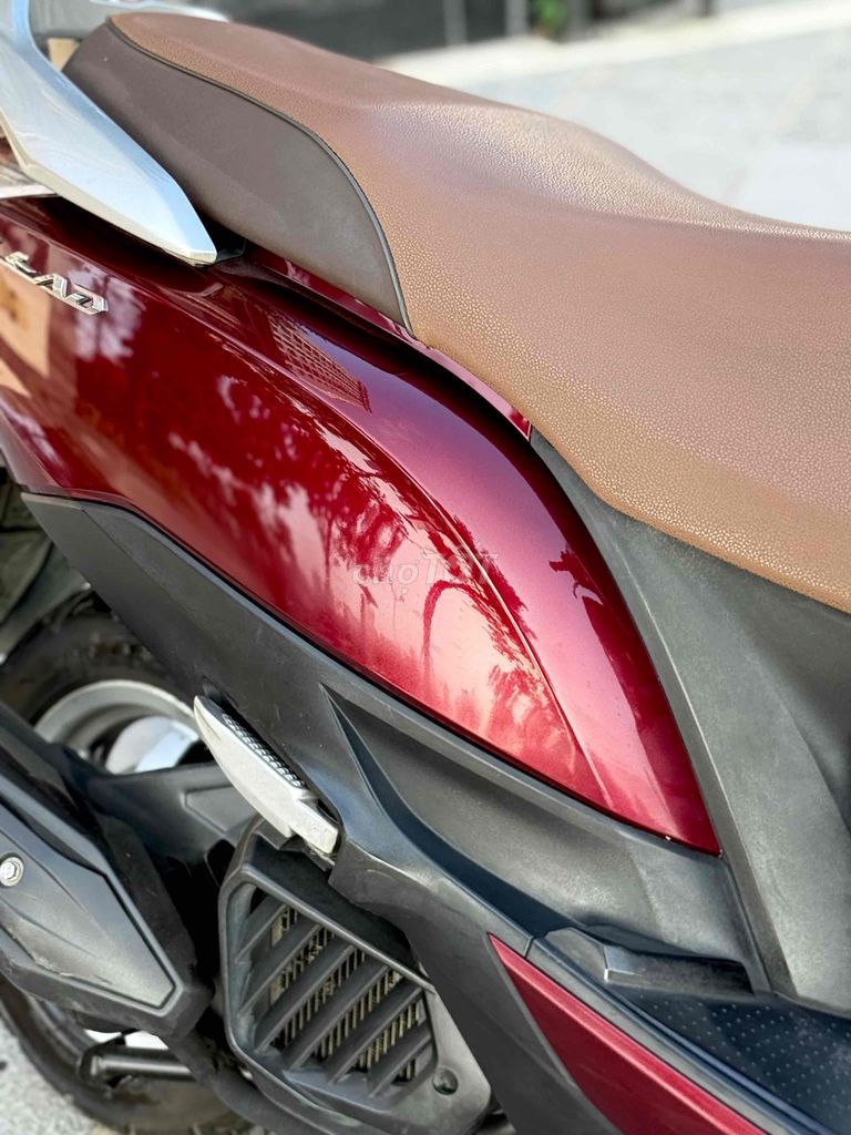 Honda Lead 125 Đỏ Mận dùng giữ còn rất mới ạ HN. Mua bán Xe máy tại Quận Ba Đình Hà Nội được đăng bởi Xe Máy Nam Thi hình 6