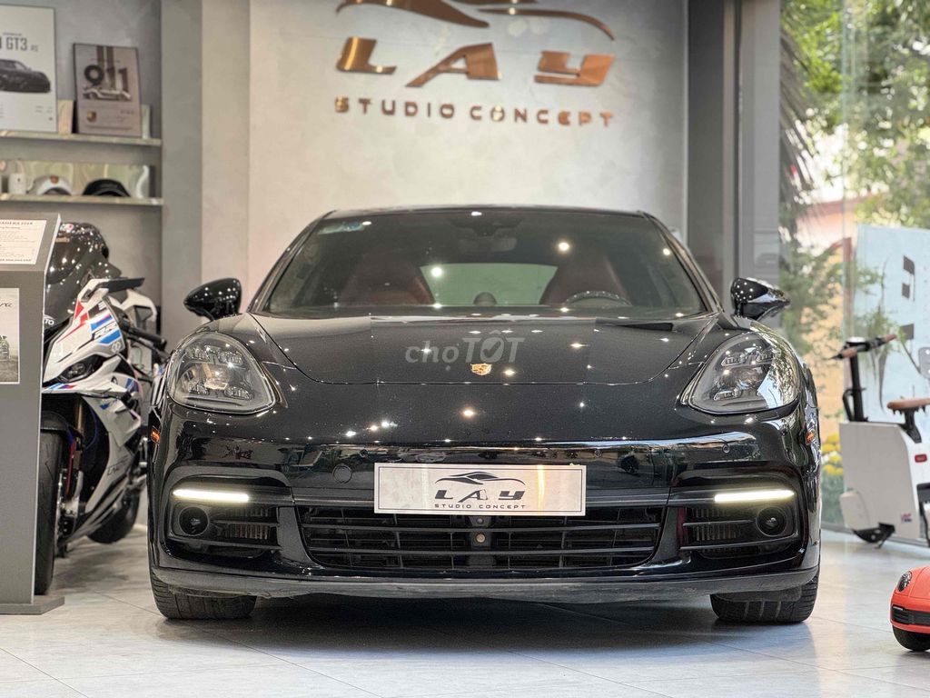 Porsche Panamera 4S Model 2017 nhập tư nhân