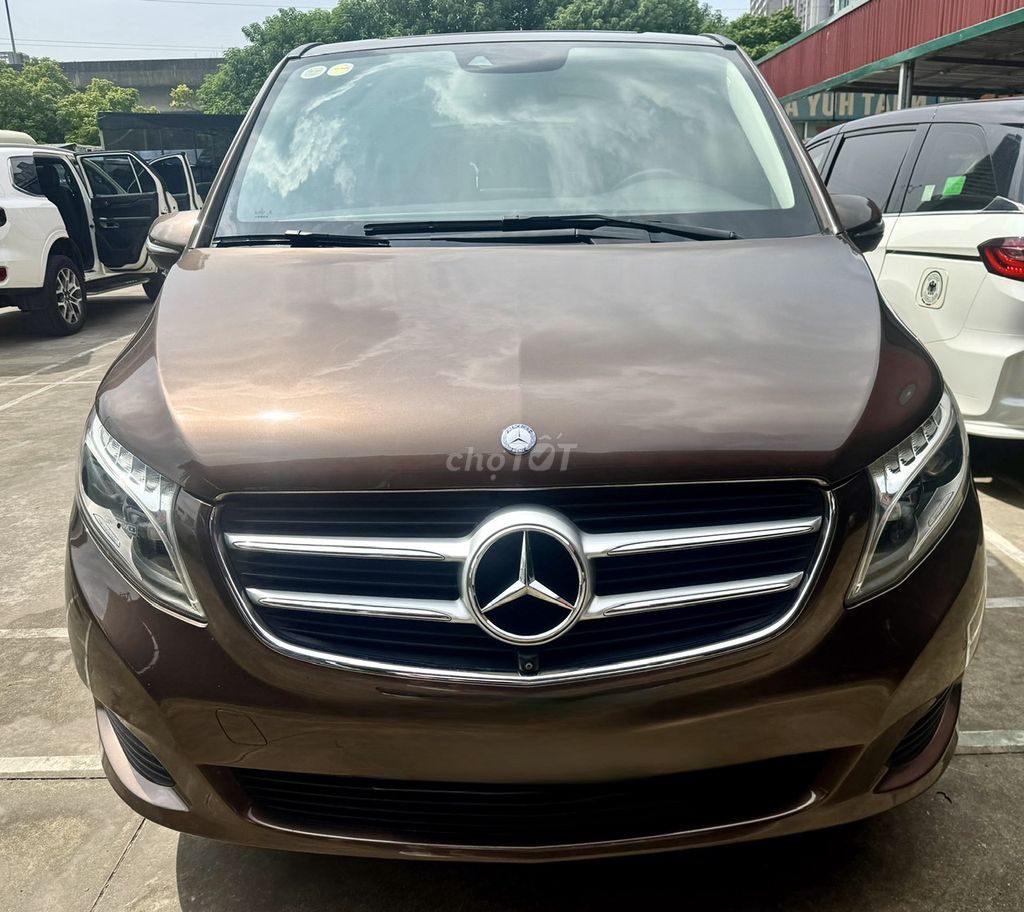 Mercedes Benz V Class V220d 2015. Mua bán Ô tô tại Quận Thanh Xuân Hà Nội được đăng bởi Nguyễn Tuấn Hoàng hình 1