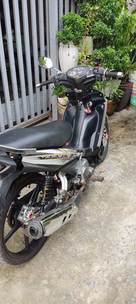 Мопед Yamaha Taurus 115cc, золотистый