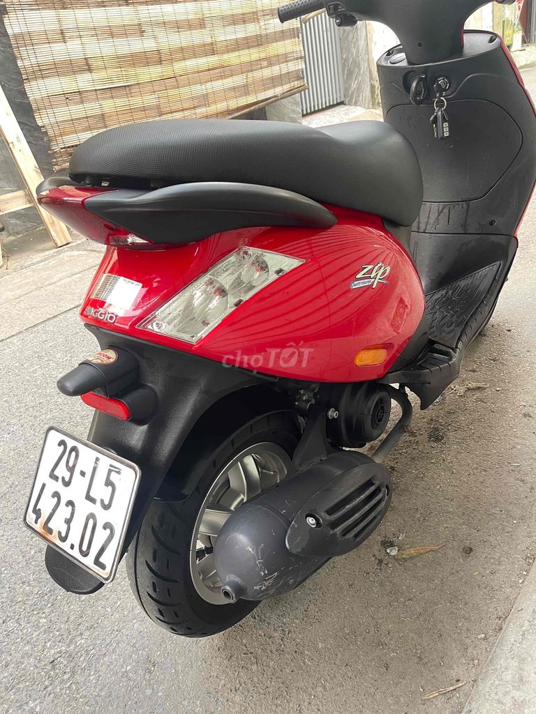 Em bán Zip E3 2020 biển 29 siêu lướt 7000km Zin. Mua bán Xe máy tại Quận Hoàng Mai Hà Nội được đăng bởi Tuấn Giang hình 2