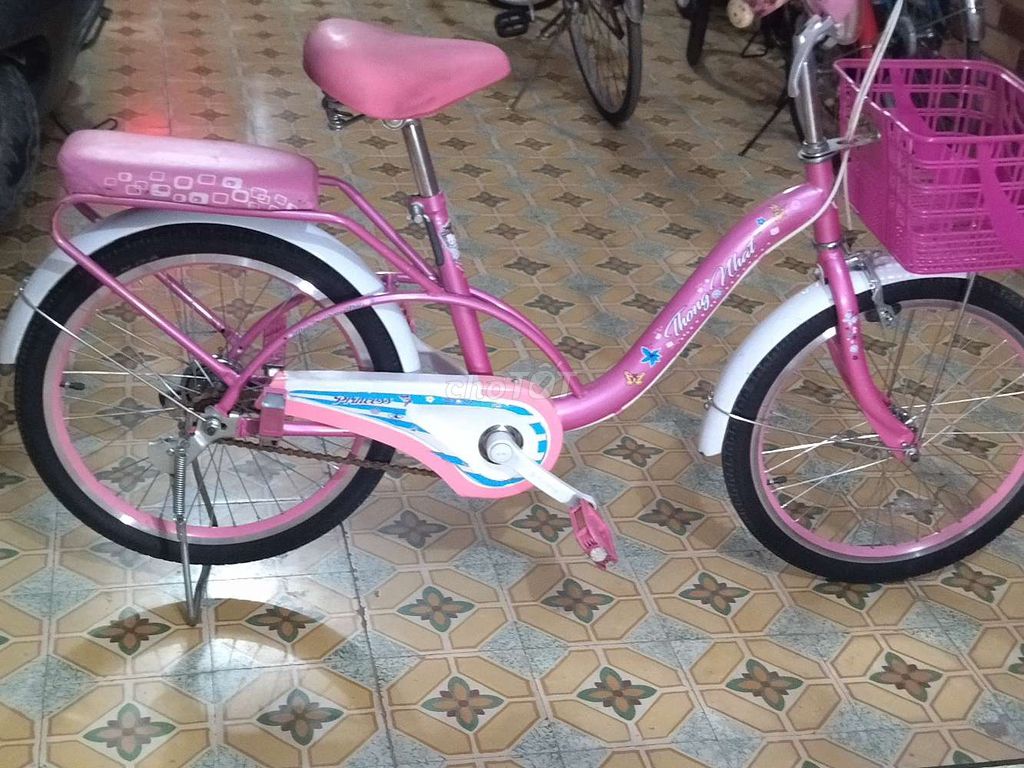 2xe Mini thống nhất 20inch 900k, và 600k khá mới. Mua bán Xe đạp tại Quận Hà Đông Hà Nội được đăng bởi Anh Tiến hình 1